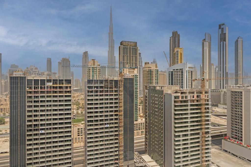 Fantastic One Bedroom Apartment With Burj-Khalifa View 迪拜 外观 照片